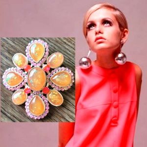 Vintage Pink Confetti Cabochon Aurora Borealis Rhinestone Large Brooch Pin